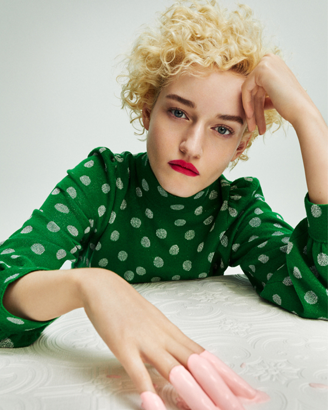 Michael Schwartz X Julia Garner for S Moda Aug. 25