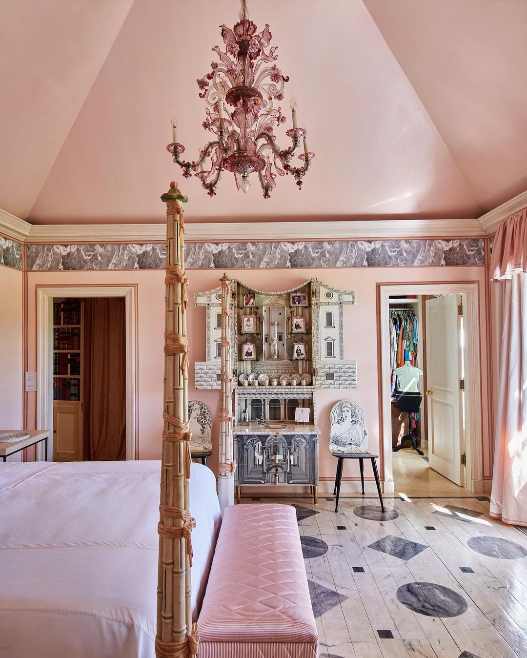 Rizzoli New York |  Sep. 22