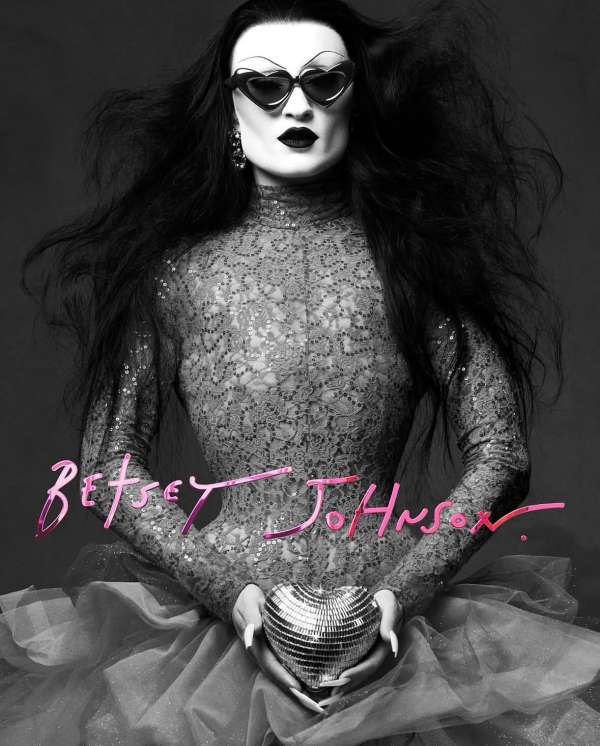 The term is #gagged @gottmik for @betseyjoh...