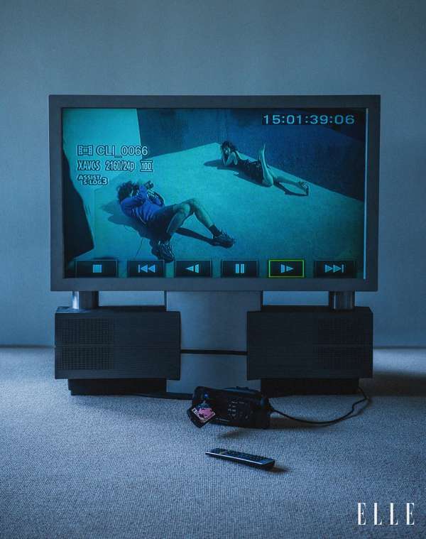 Miss @dakotajohnson for @ellebrasil 📹