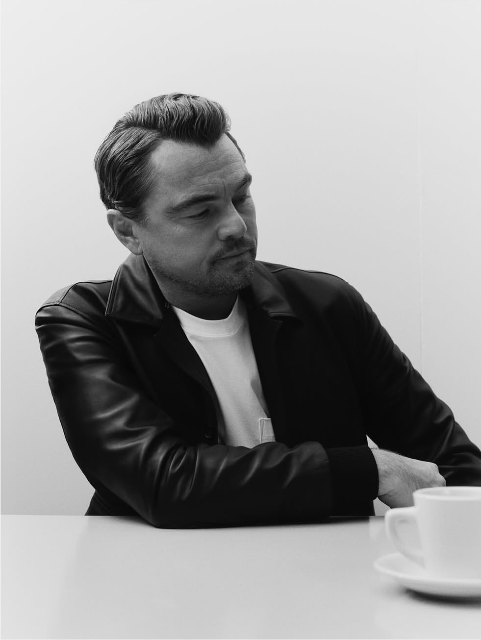 Our forever crush Leonardo DiCaprio for @time 🎬

Entertainer of the Year for #TimeMagazine shot by @geordiewood and produced by @zachyproducer 
Photo Editor @dilysng 
Set Designer @whitneyhellesen 
Grooming @karayoshimotobua 
Thank you @geordiewood @webberrepresents for having us ☕️
#leo #leonardodicaprio #time #covershoot