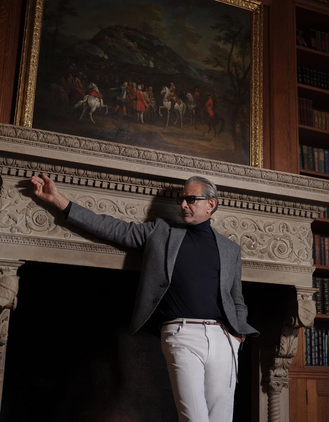 Everyone’s favorite @jeffgoldblum for @townandcountrymag 🎩 

Daddy #JeffGoldblum on the cover of #TownandCountry produced by @zachyproducer and @ziadgeorges 
Visuals Director @delroyslim 
Stylist @atvottero 
Groomer @davidcoxhair 
Set Stylist @betteradams 
#jeffgoldblumforever #hallpass #covershoot