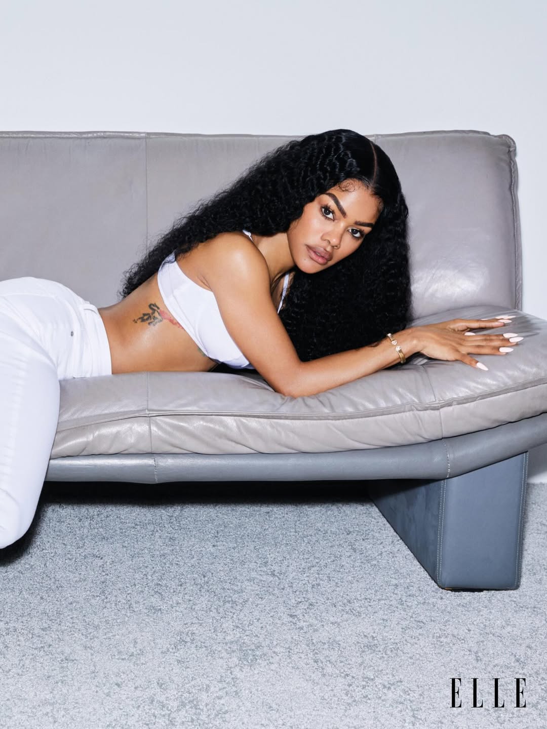 Golden Globe winner @teyanataylor for Elle’s #Wo...