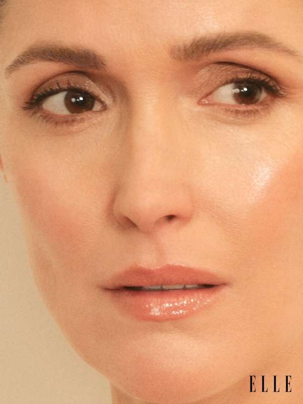 Beauty @fullyrosebyrne for Elle’s #WomeninH...