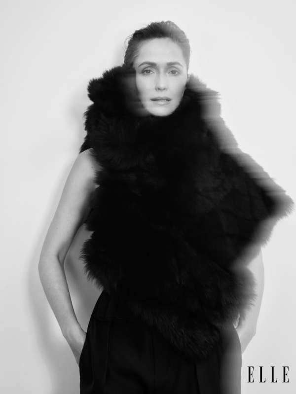 Beauty @fullyrosebyrne for Elle’s #WomeninH...
