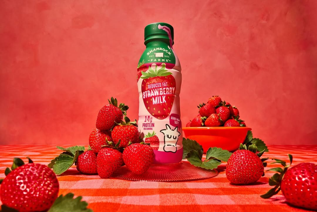 Dairy party @shamrockfarmsmilk 🐄

#ShamrockFarms milks, creams and #cottagecheese shot by @stephaniegonot and produced @zachyproducer + @ziadgeorges 
Food Stylist @vegetarianspacestation 
Set Stylist @lizaminnelson 
Stylist @leahadicoff 
Hair + Makeup @sandyganzer 
Talent @closeupmodelsagency 
Thank you @redeyereps for having us 🥛
#milky #creamy #dairy