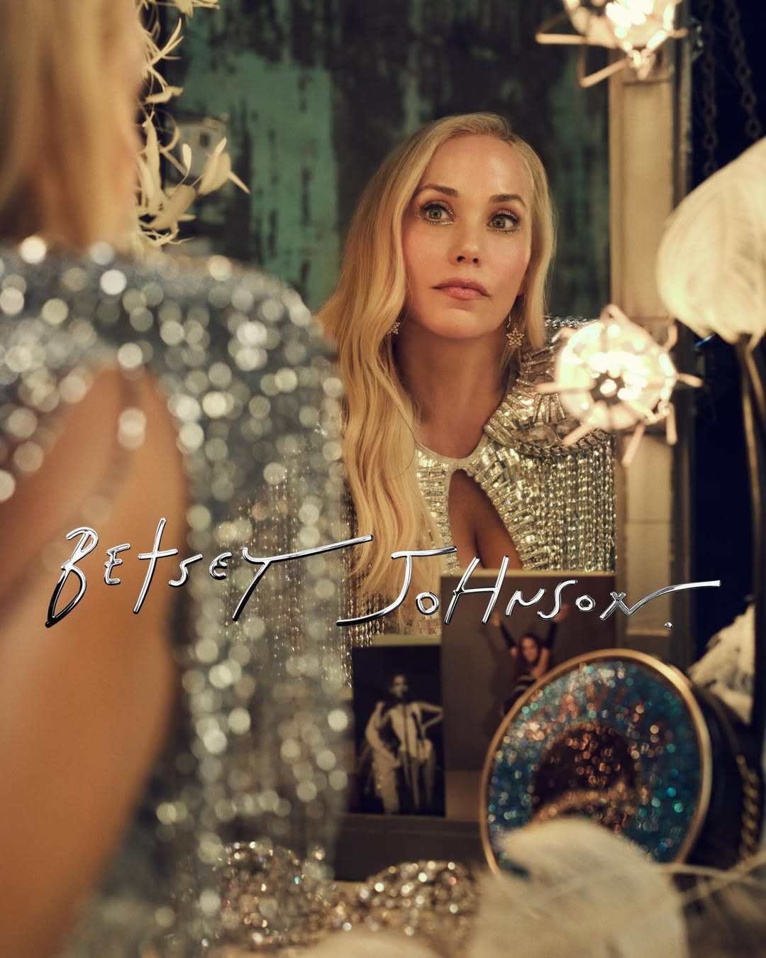 The way we squealed when we heard @elizberkley the...