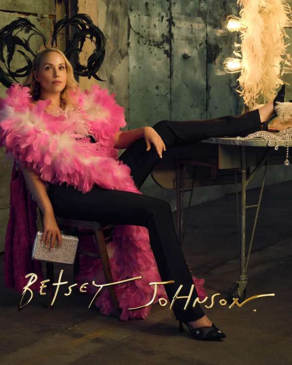 The way we squealed when we heard @elizberk...