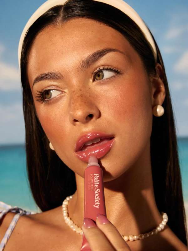 Bronzing and Beaching with @politesocietybe...