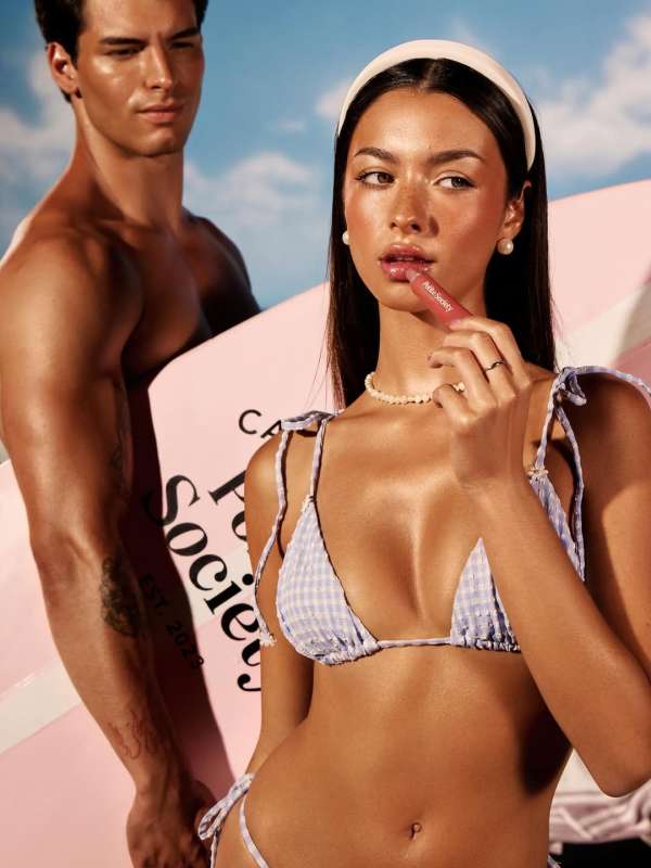 Bronzing and Beaching with @politesocietybe...