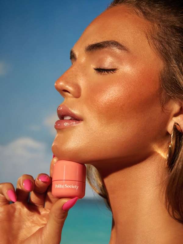 Bronzing and Beaching with @politesocietybe...