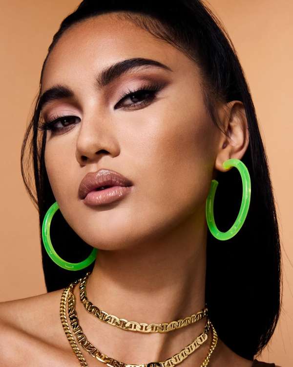 Beyond snatched with @nyxcosmetics 📸