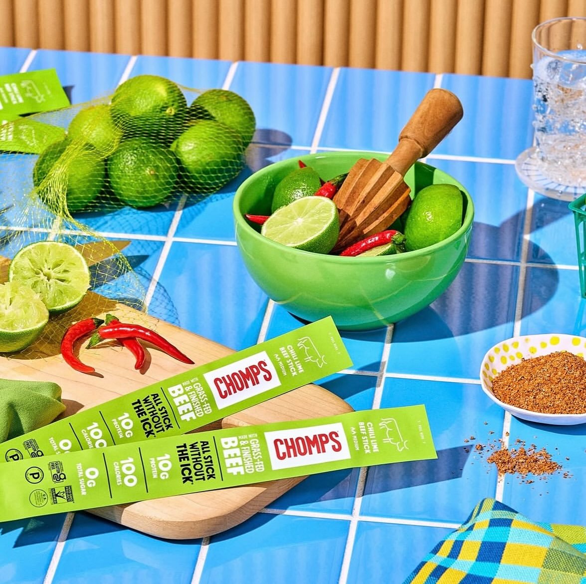 God we love a meat stick @chomps 🌶️

New #Chomps #chililime flavor shot by @stephaniegonot and produced by @zachyproducer + @ziadgeorges 
Sets @gabriela_cobar 
Food Styling @alinahardin 
Thank you @redeyereps for having us 🍋‍🟩
#protein #meatlovers #foodphotography