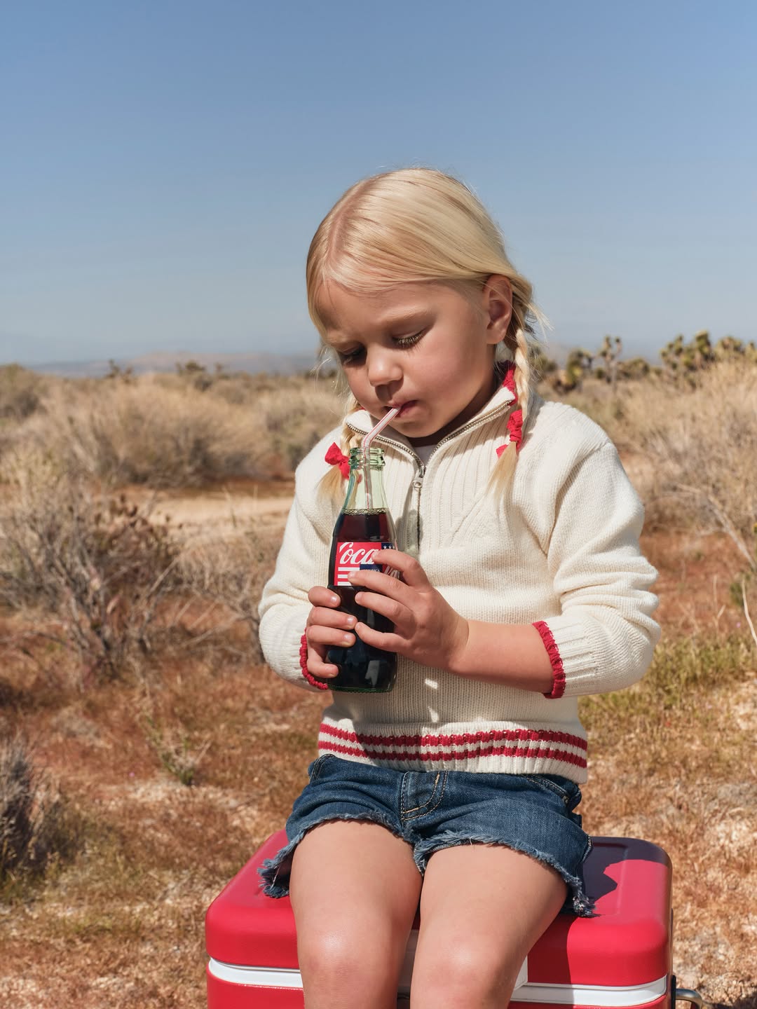 Summer road trip with @target 🌵

#Target #Summer cuties shot by @brcarr and produced by @zachyproducer + @ziadgeorges 
Creative @brennasigne @cristabukoskey 
Styling @heathermelodyrest 
Hair @amber_duarte 
Makeup @dianedasilvamakeup 
Nails @banicured_ 
Props @youngbabydane 
Thank you @mrhectorsantana for having us 💋☀️
#targetstyle #americana #joshuatree
