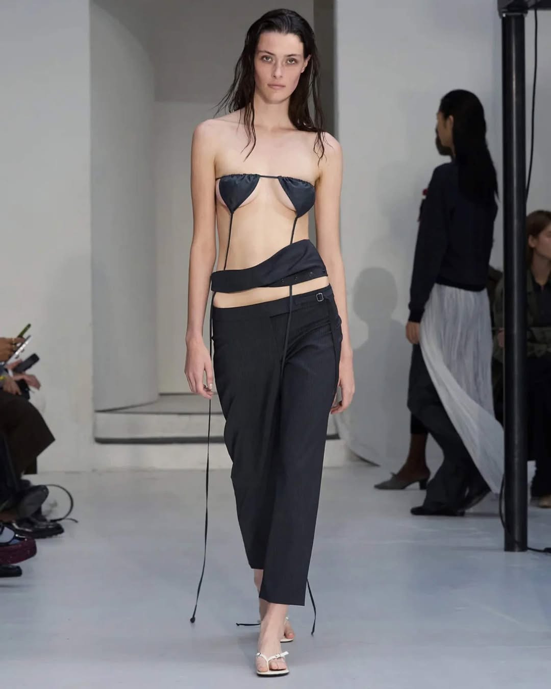 Paloma Wool SS25

Stylist: @emimikareh 
Art direction: @carlota_guerrero 
Make up: @alliesmithmakeup 
Hair: @pablokuemin 
Production: @producing_love 
PR: @karlaotto 

Casting by Raw Studio