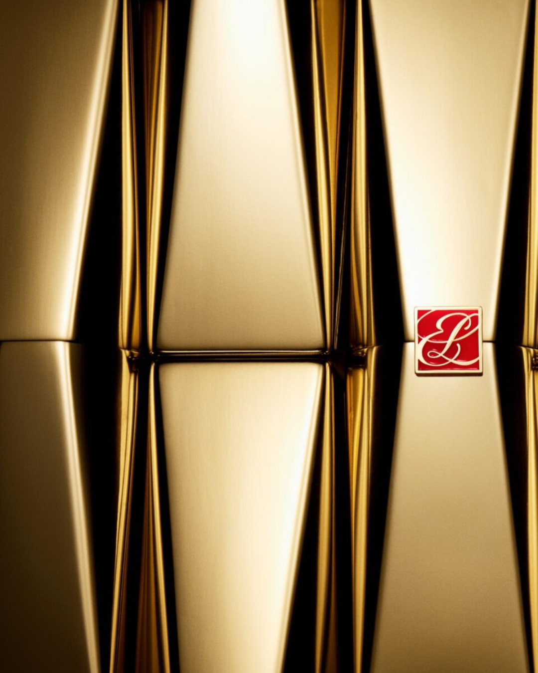 Robin Broadbent X Estee Lauder