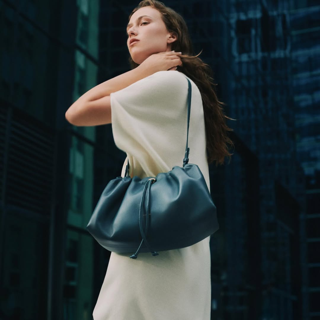 Produced by CROCKETT PRODUCTIONS
for CUYANA...