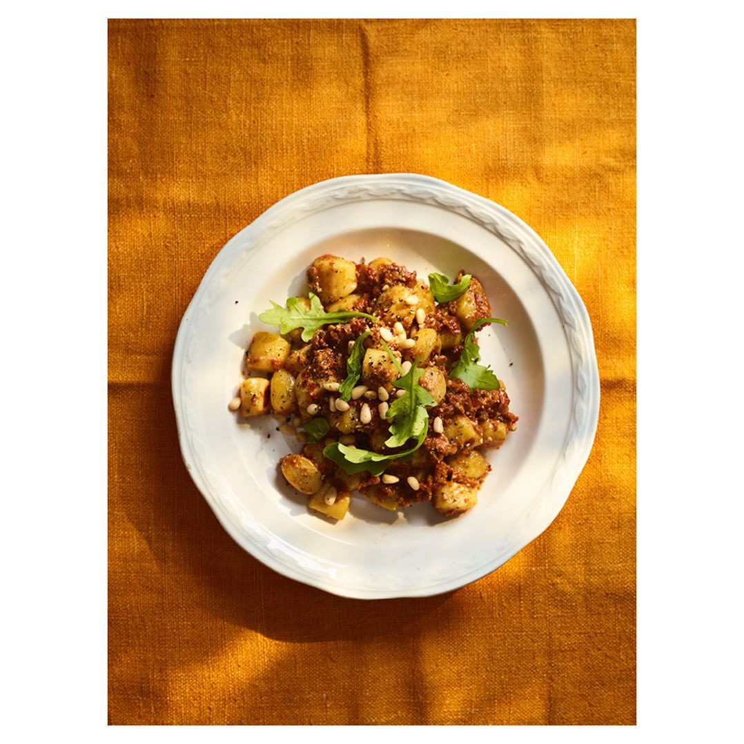 Miguel Barclay |  Jun. 23