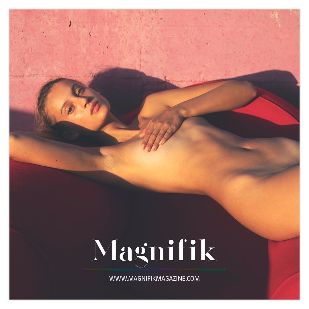 Magnifik Magazine |  Oct. 23