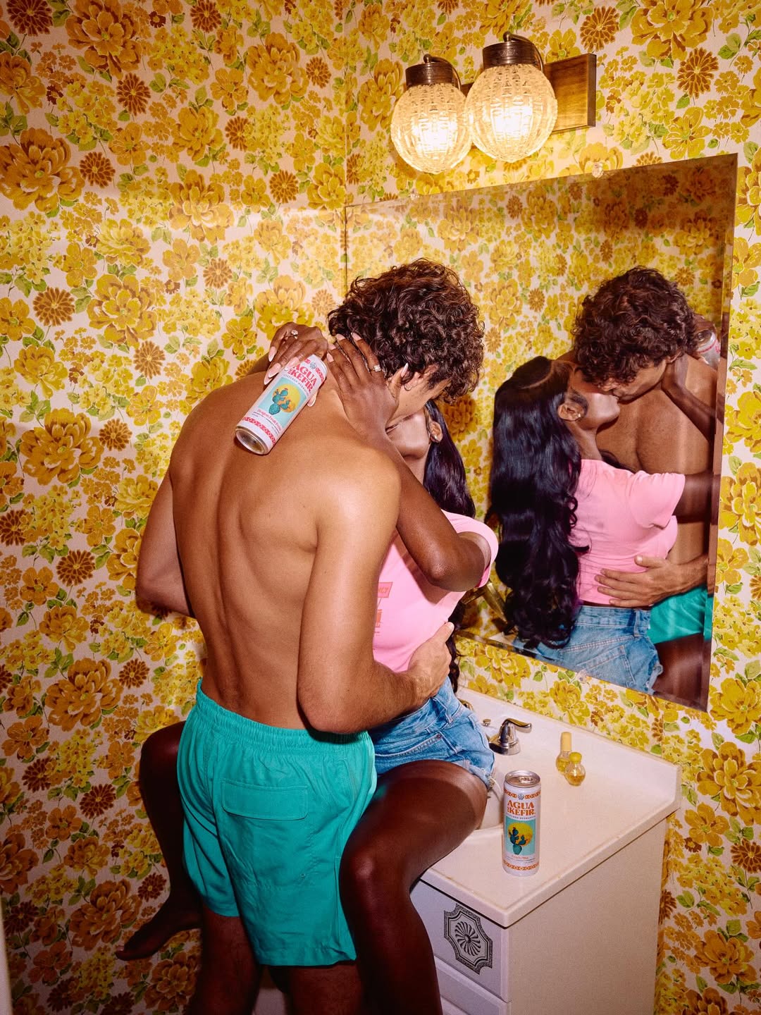 Davis Bates X AGUA DE KEFIR Sep. 25
