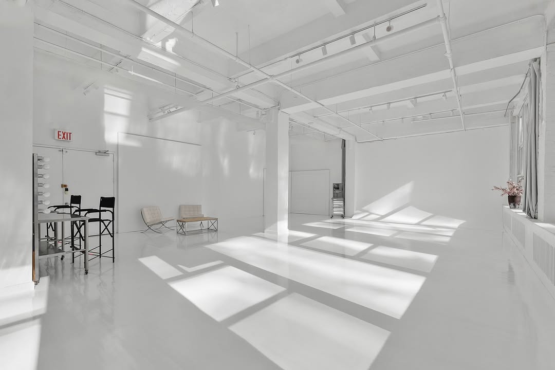 Studio 9 – A Premier Space for Showrooms & Productions 

Located in the heart of Manhattan’s Hudson Yards, Studio 9 is a highly sought-after daylight studio with a cyclorama, perfect for fashion showrooms, photo shoots, video productions, and more.

With large windows flooding the space with natural light, it offers a bright, modern setting for high-end productions. Due to its popularity, Studio 9 is booked almost year-round, but we currently have a few spots available!

📍 Hudson Yards, NYC
🔹 Cyclorama for seamless backgrounds
🔹 Expansive open space for custom set designs
🔹 Plenty of daylight for naturally lit productions

📩 Inquire today to secure your spot! bookings@daylightstudio.com | 📞 212.967.2000

#DaylightStudio #Studio9 #NYCProduction #CycloramaStudio #HudsonYards #FashionShowroom