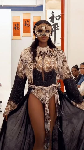 NYC Live at Fashion week with @wmmichaelrei...