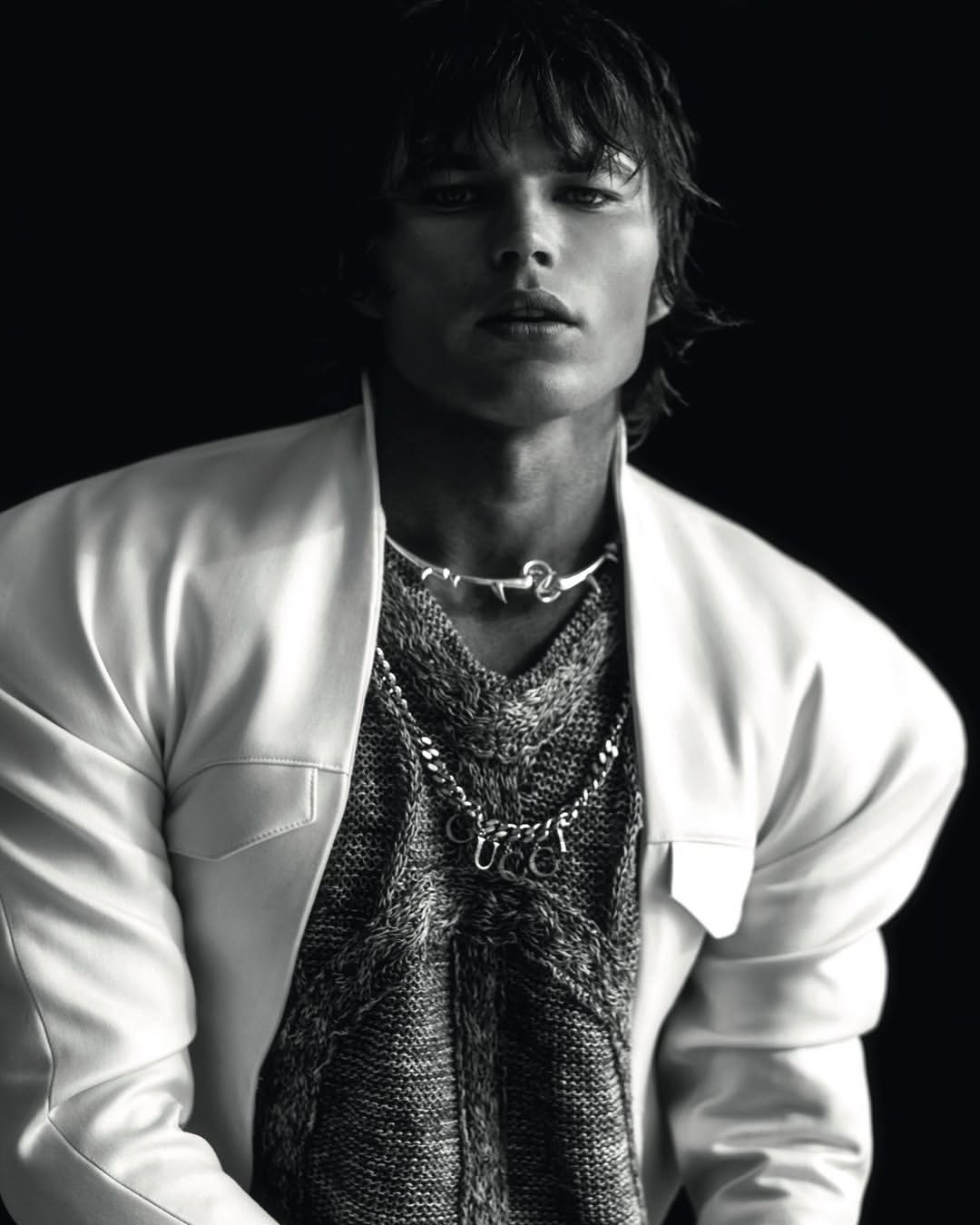 An editorial moment captured at @daylight, featuring a beautiful collaboration with an incredible creative team.

@lofficielliechtenstein
@iblamejordan
@wojciechchristophernowak
@mark.alan.hair
@wowz_production
@annetworth
@daylight

#editorialshoot #fashioneditorial
#lofficiel #lofficielmagazine
#nycstudio #daylightstudio
#creativeteam #onsetvibes
#photoshootlife #fashionstory
#nyccreatives #editorialphotography