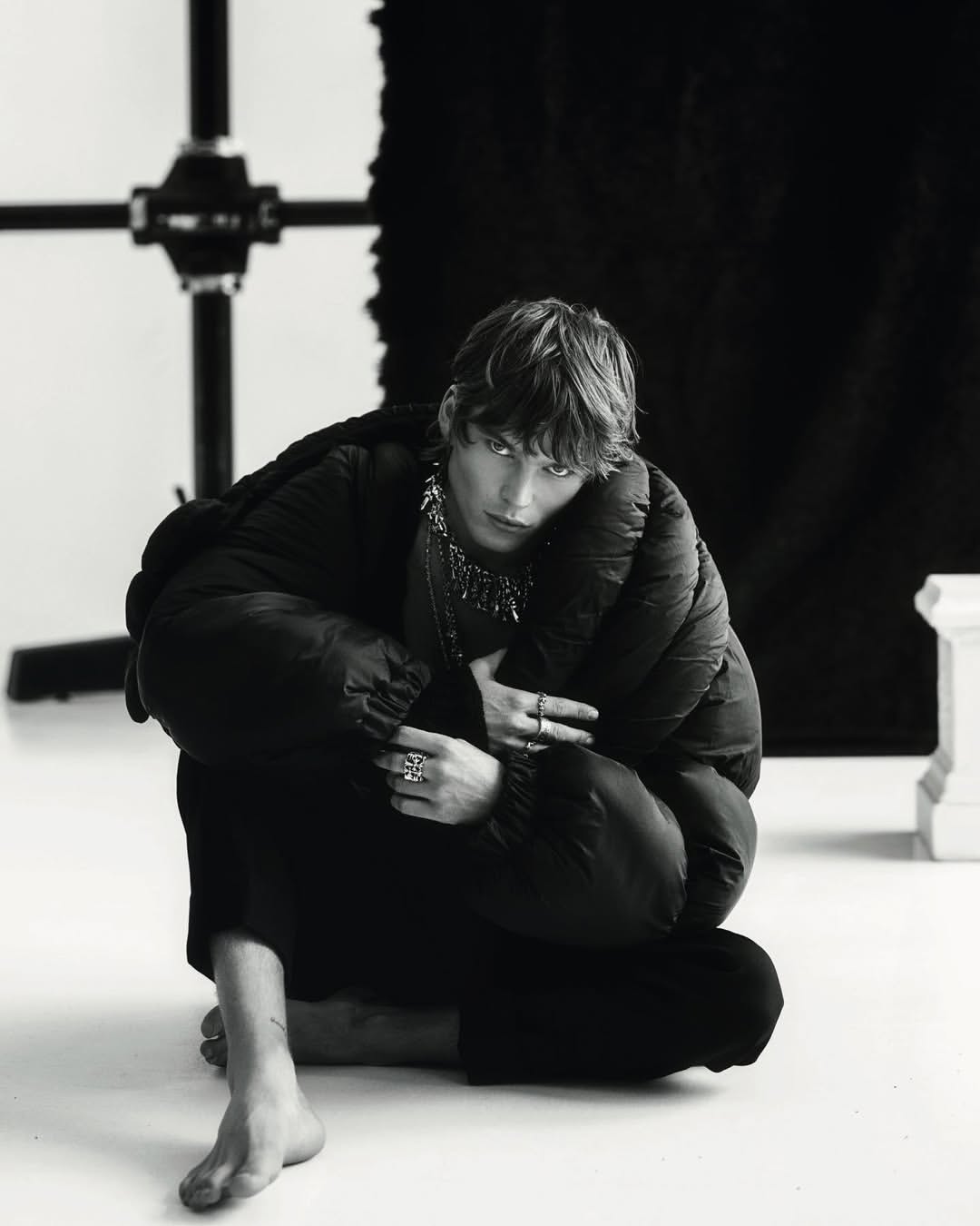 An editorial moment captured at @daylight, featuring a beautiful collaboration with an incredible creative team.

@lofficielliechtenstein
@iblamejordan
@wojciechchristophernowak
@mark.alan.hair
@wowz_production
@annetworth
@daylight

#editorialshoot #fashioneditorial
#lofficiel #lofficielmagazine
#nycstudio #daylightstudio
#creativeteam #onsetvibes
#photoshootlife #fashionstory
#nyccreatives #editorialphotography