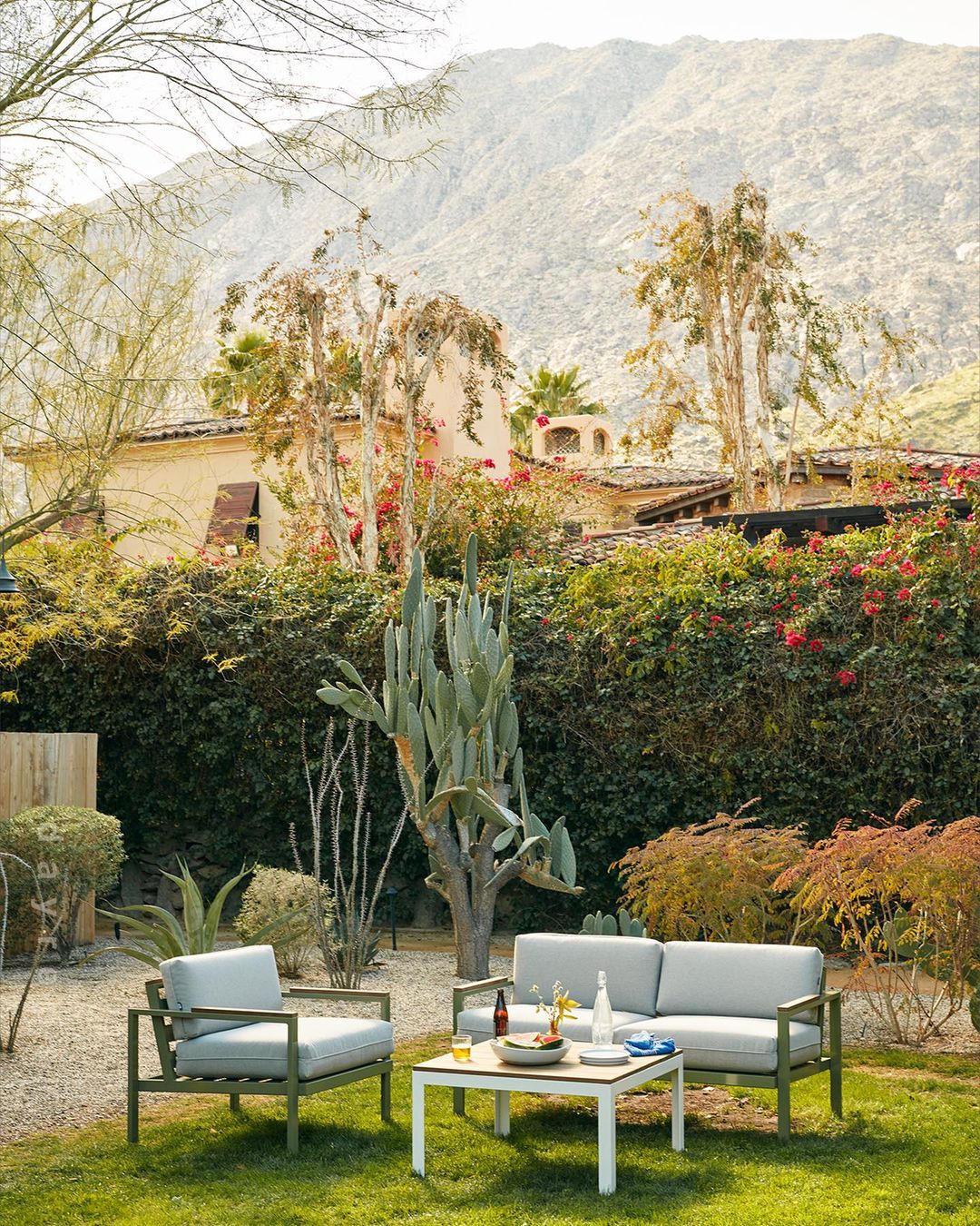 RAD Furniture |  Oct. 23