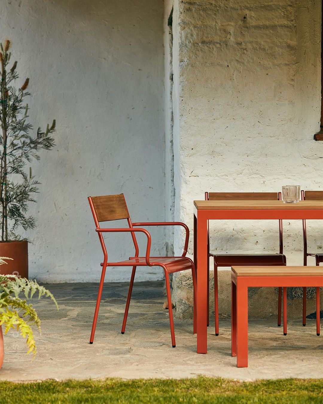 RAD Furniture |  Oct. 23