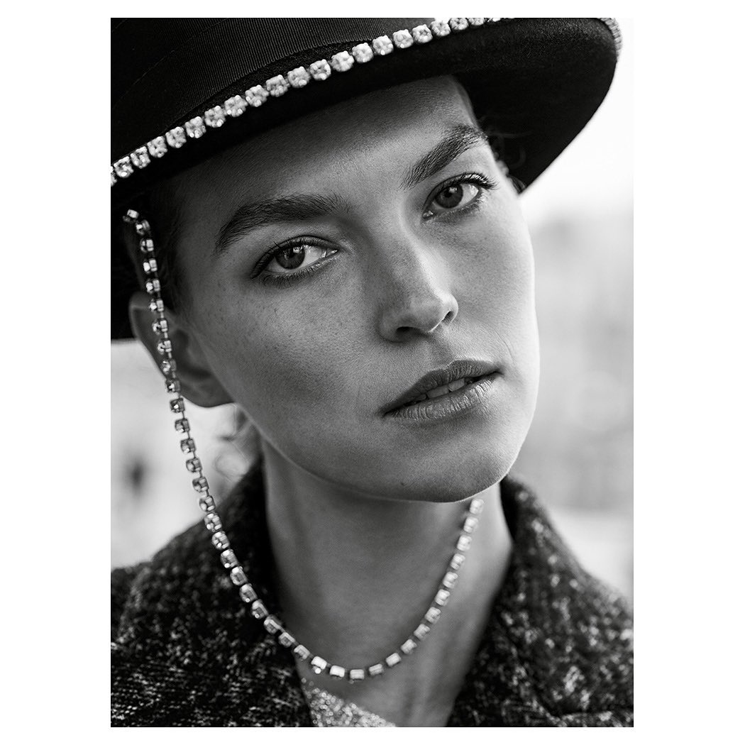 Air France Madame |  Oct. 19