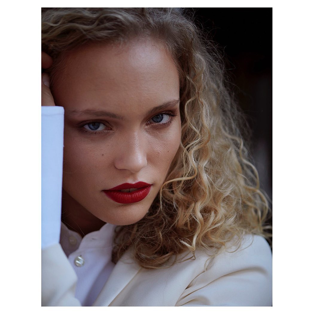 Vogue Spain |  Oct. 19