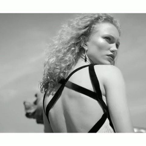 Vogue Spain |  Oct. 19