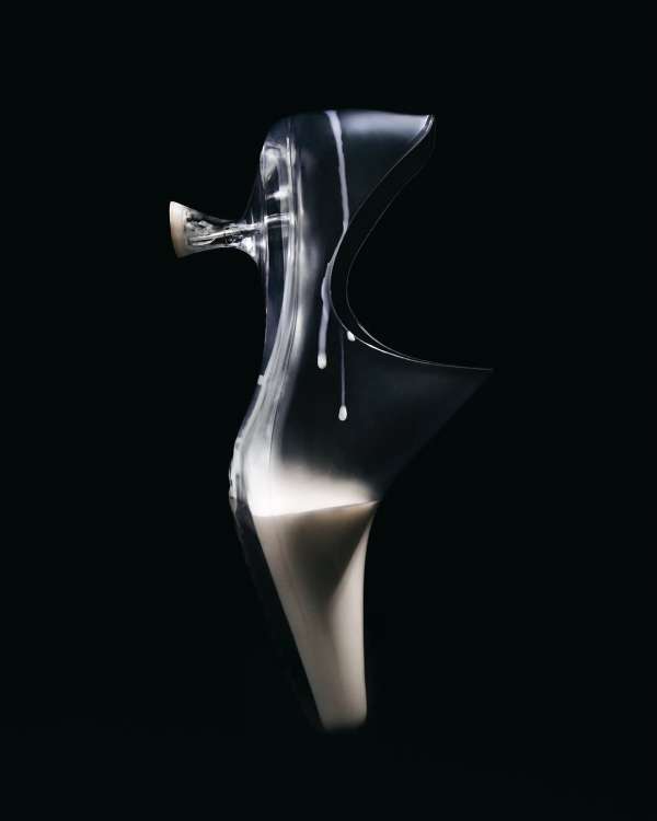 Set design for @numeromagazine by our artis...