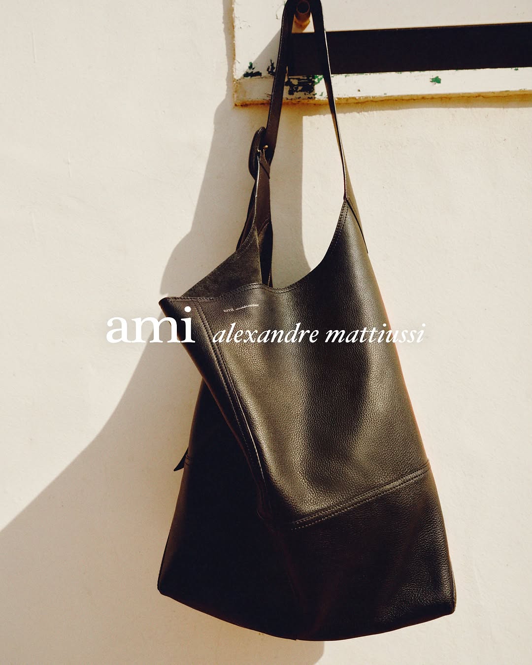 Ami d’été 26 our last campaign for @amiparis
Production : @deniseagency
Creative & production partner @deniseagency : @mathildelandais
AMI Paris
Image Director: @simonhube
Image manager : @sofiane.lahcen
Image & Content officer : @pierre.clls
Image & arts producer : @agatheamico
Photographer : @victor_brun_ artistryglobalagency
Creative assistant : @arthurbrun__
Producer : @sandwichaujambon
Line Producer : @anaispenet
Production Coordinator : @ycouhe
Unit manager : Matthieu Foltyn
1st light assistant : @grebentsov_
2nd light assistant : @johannjakobbb
Digital operator : louiscusy
Head stylist : @4javidominguez
1st stylist assistant : @andreacatalan__
2nd assistant stylist : Slim Boussaha
Make up artist : @emilie__green
Hair stylist : Stéphanie Farouze @Artistsunit
Nail artist : Samia Kassa
Model : @valentinhumbroich