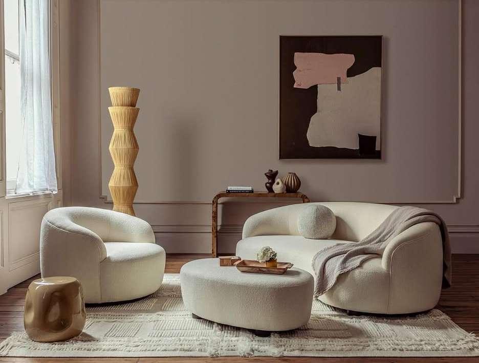 <a href="/oli-douglas">Oli Douglas</a> X George Smith Furniture <span style="text-transform: none; white-space: nowrap;">Oct. 25</span>