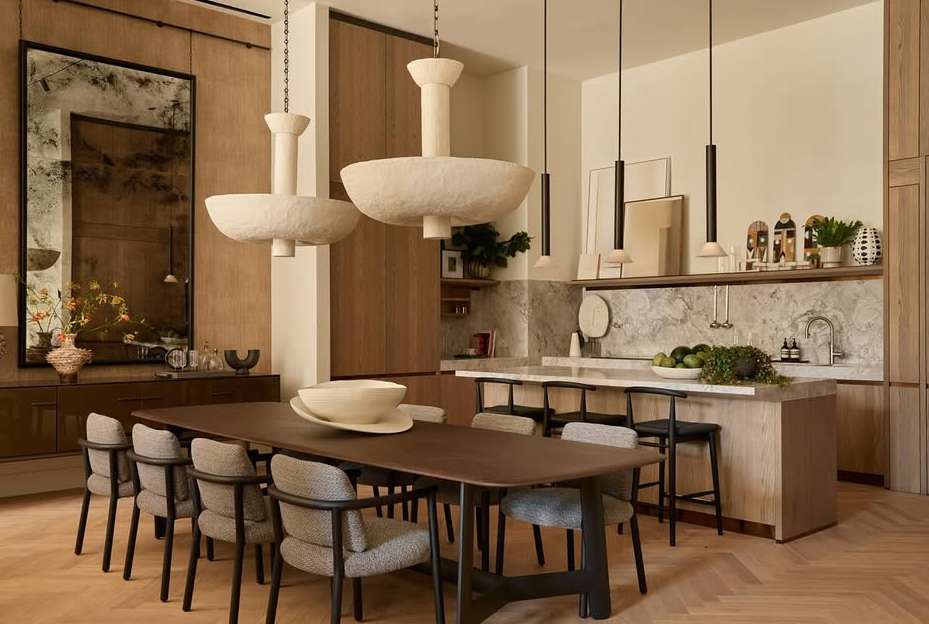 Helen Cathcart X The Whiteley Oct. 25