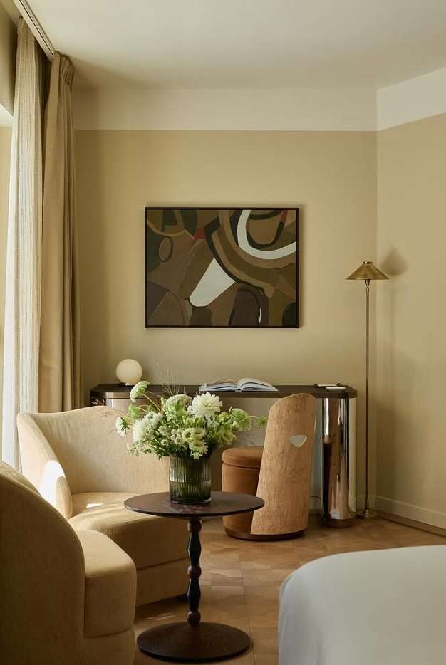 Helen Cathcart X The Newman Dec. 25