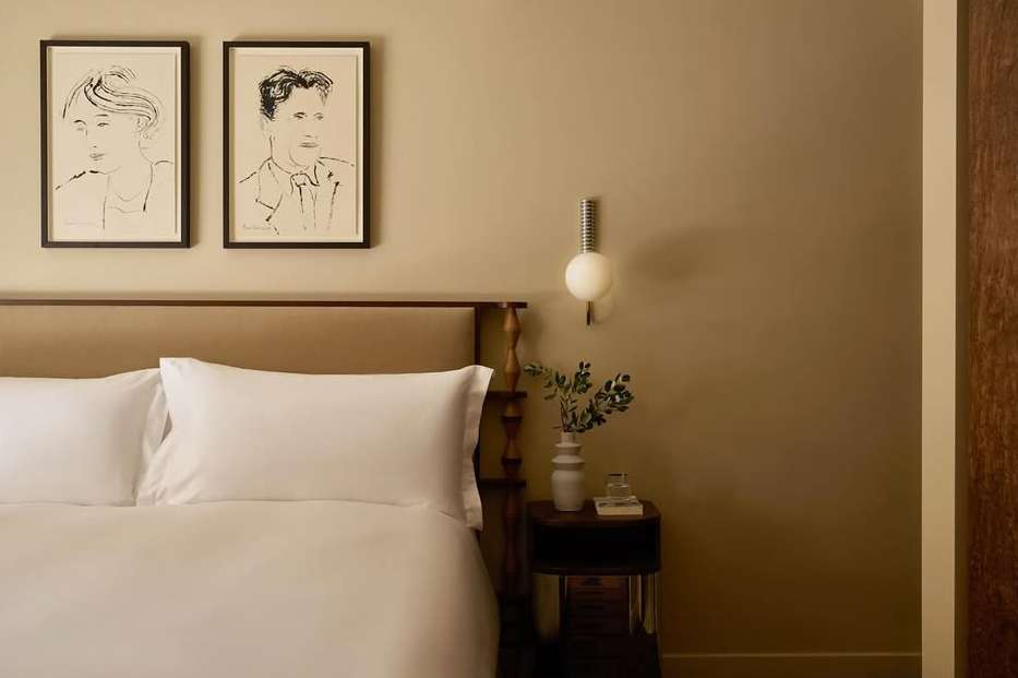 Helen Cathcart X The Newman Dec. 25