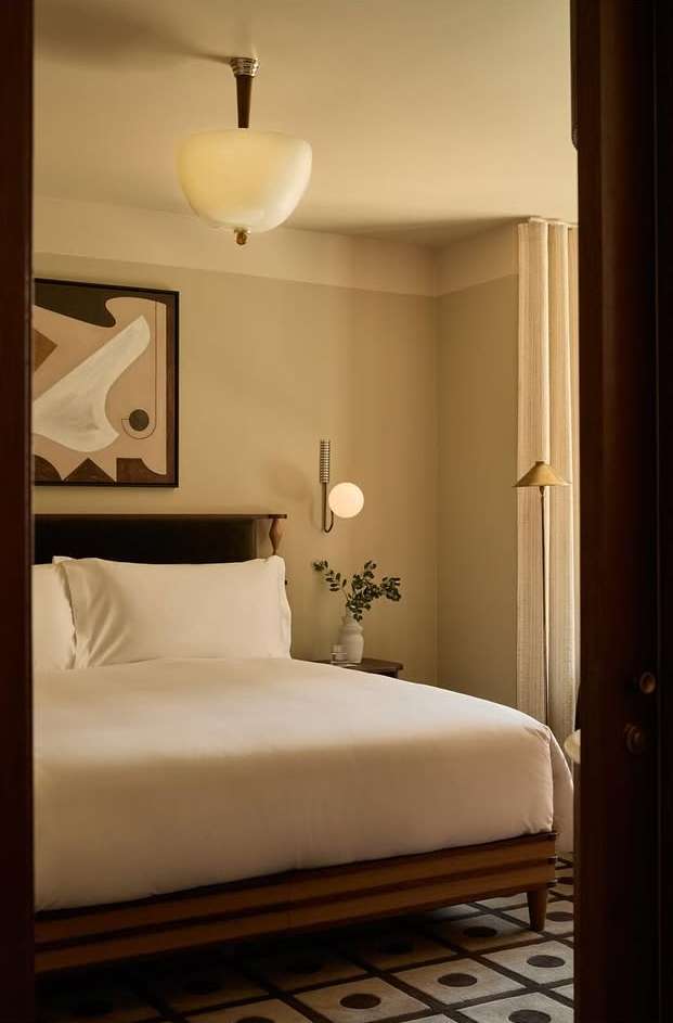 Helen Cathcart X The Newman Dec. 25