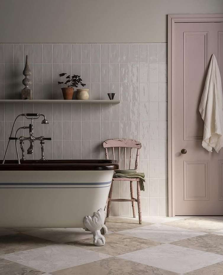 Oli Douglas X Mandarin Stone Feb. 26