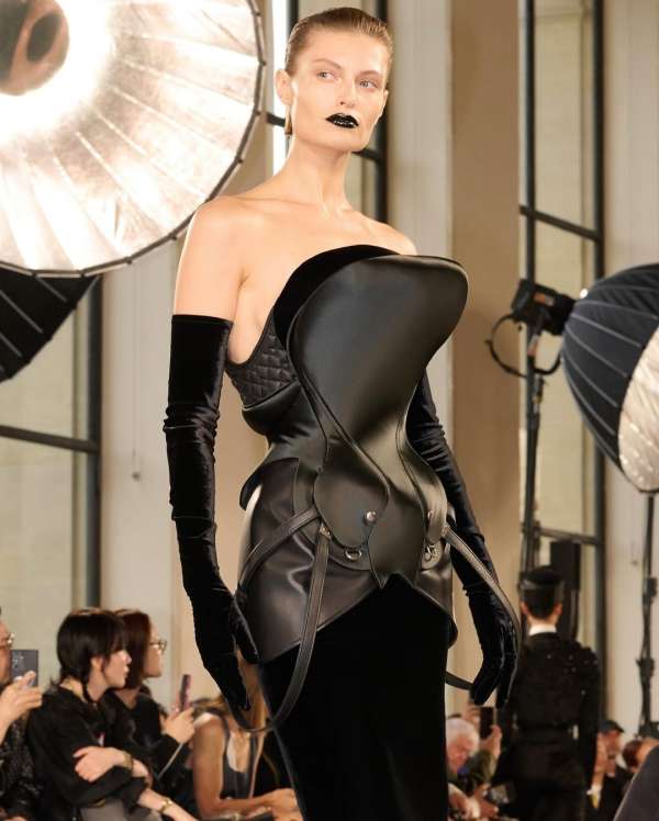 Schiaparelli Haute Couture Fall 2025 