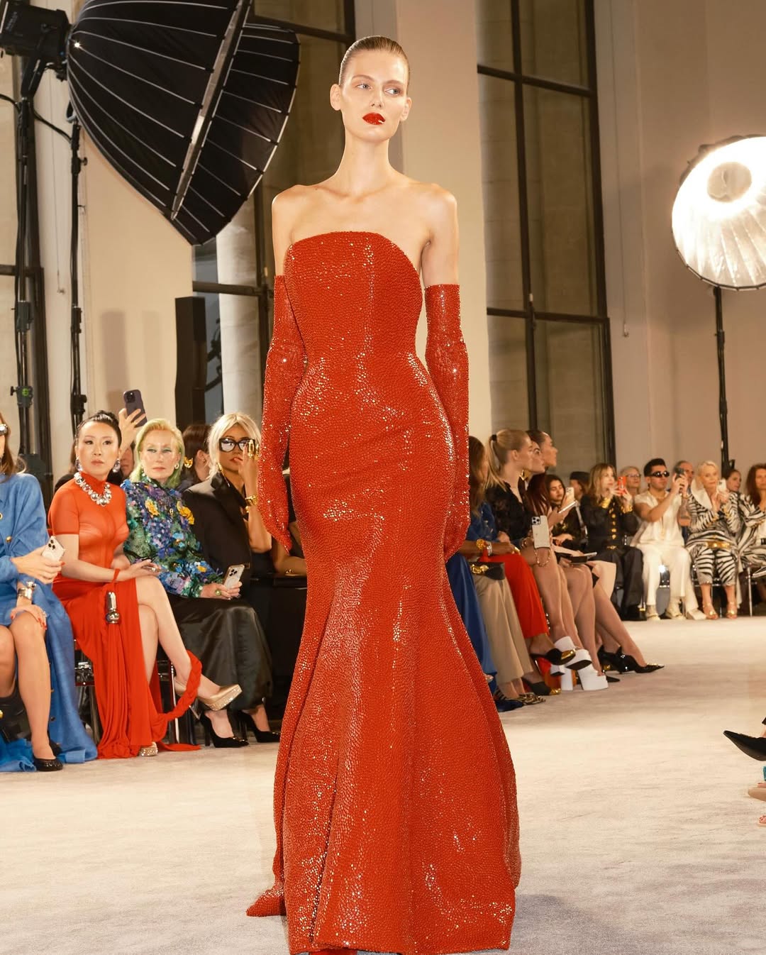 Schiaparelli Haute Couture Fall 2025 
@schiaparelli by @danielroseberry 

Casting by @piergiorgio and @helenaballadino @jussivuorenlehto 

@dmcasting 
@_mariechaix_ 
@guidopalau 
@patmcgrathreal