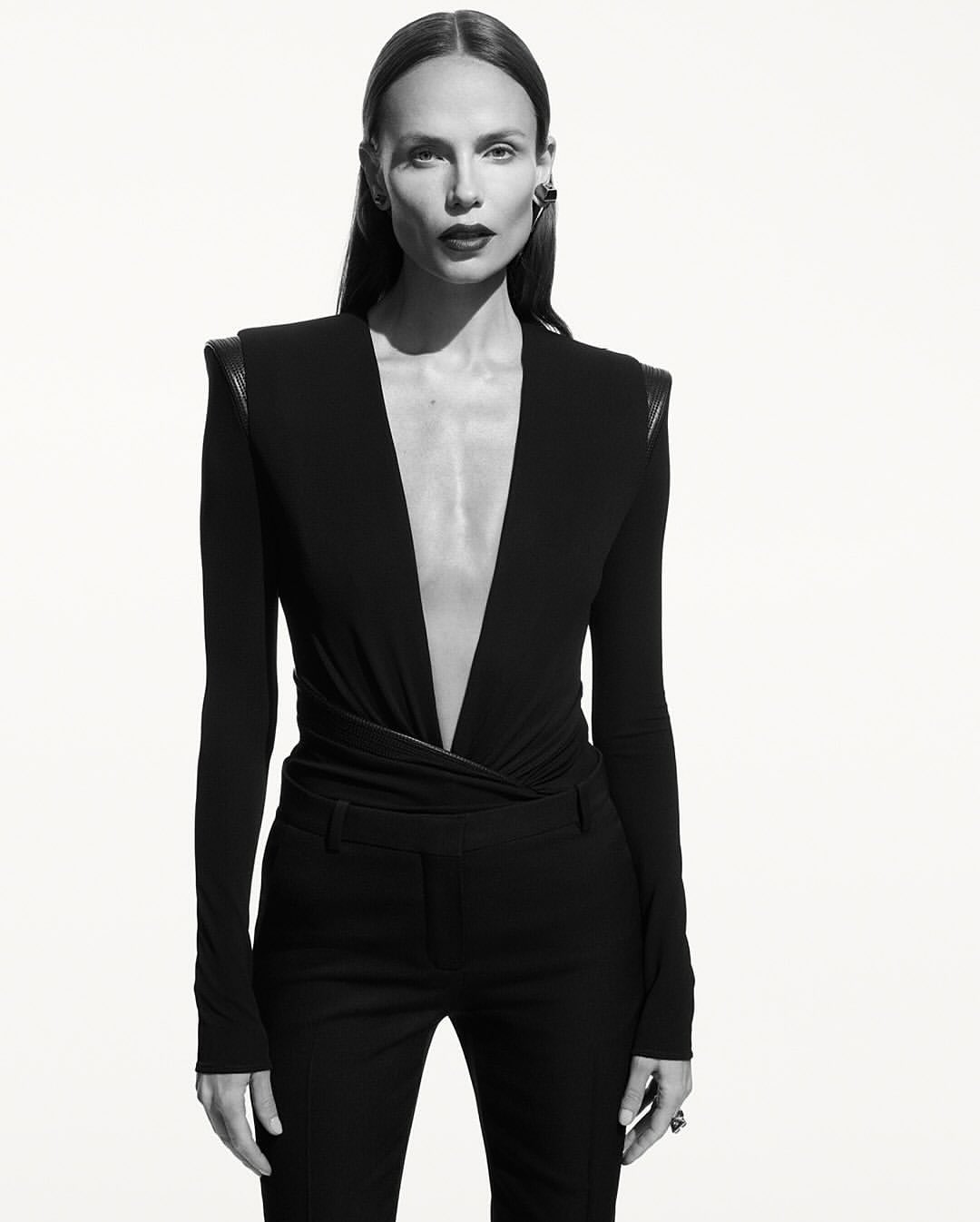 @donatella_versace @versace 

@mertalas @kjeldgaard1 @lucia_pieroni @paulhanlonhair 

Starring @claudiaschiffer @katemossagency @kristen_mcmenamy @ambervalletta @natashapoly Saskia @liuwenlw @micarganaraz @anokyai @milavaneeten @jacquilouise__ 

Casting @dmcasting