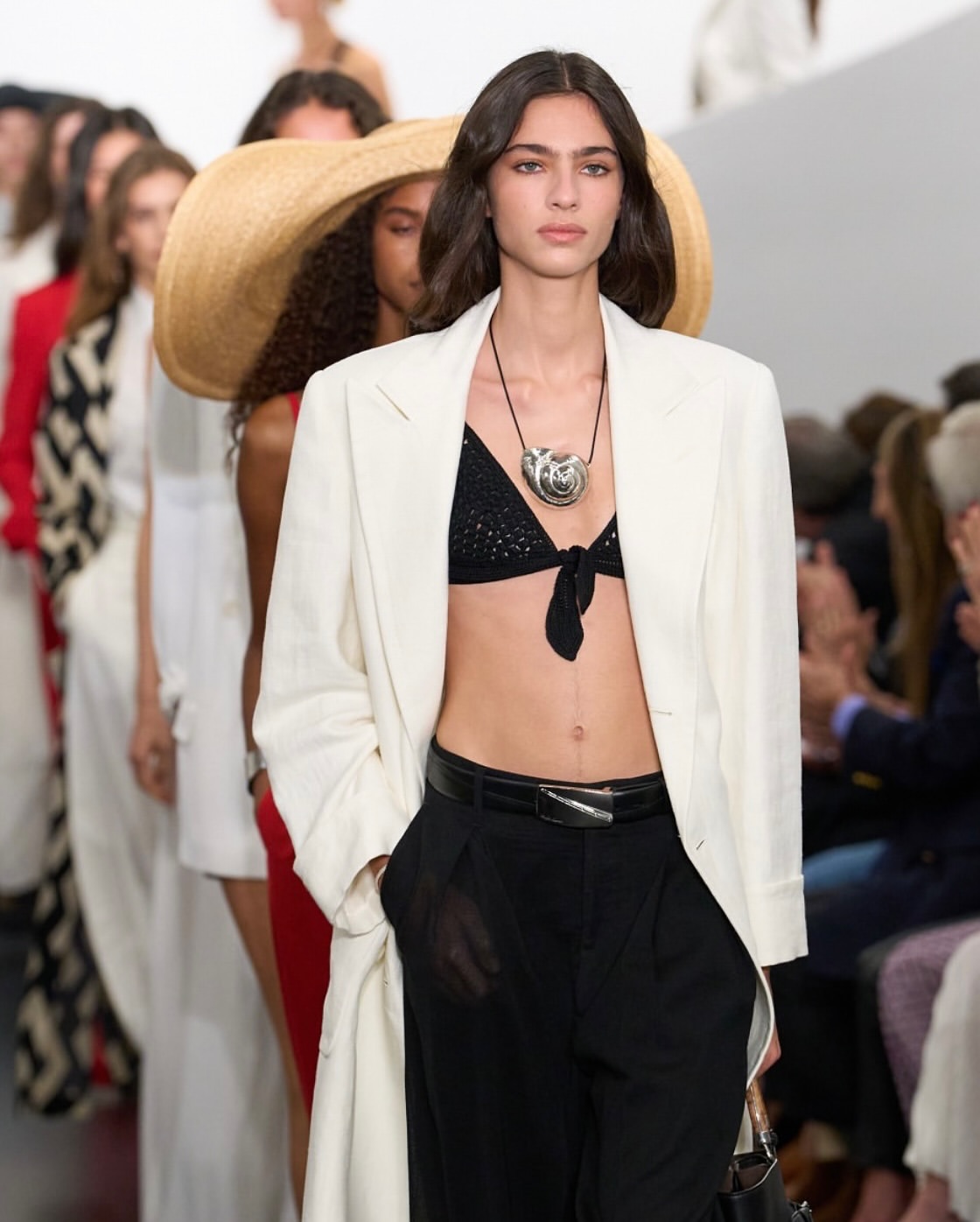 Ralph Lauren SS26 Show
@ralphlauren 

Casting @piergiorgio @giuliamassullo @marco.rett @helenaamare 

@guidopalau 
@diane.kendal
