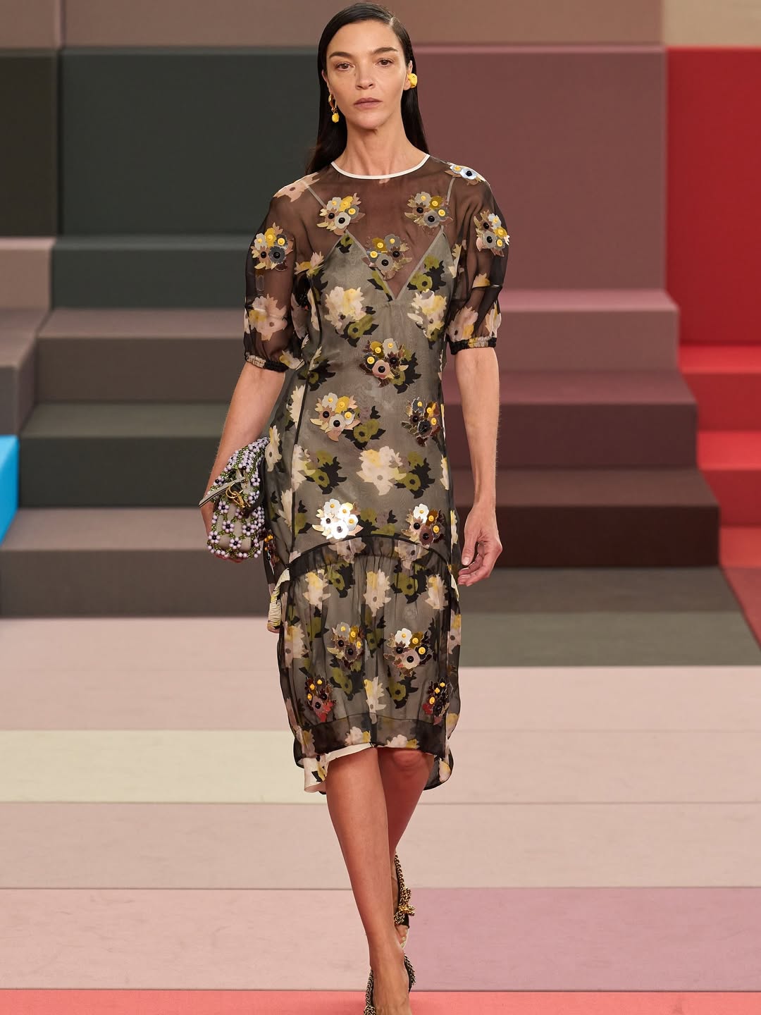 Fendi SS26 Show @fendi 
@silviaventurinifendi 

Casting @piergiorgio @giuliamassullo @franziska.bachofen.echt @marco.rett @helenaamare

@stockdale.charlotte @katielyall 
@ganio 
@guidopalau 
@patmcgrathreal