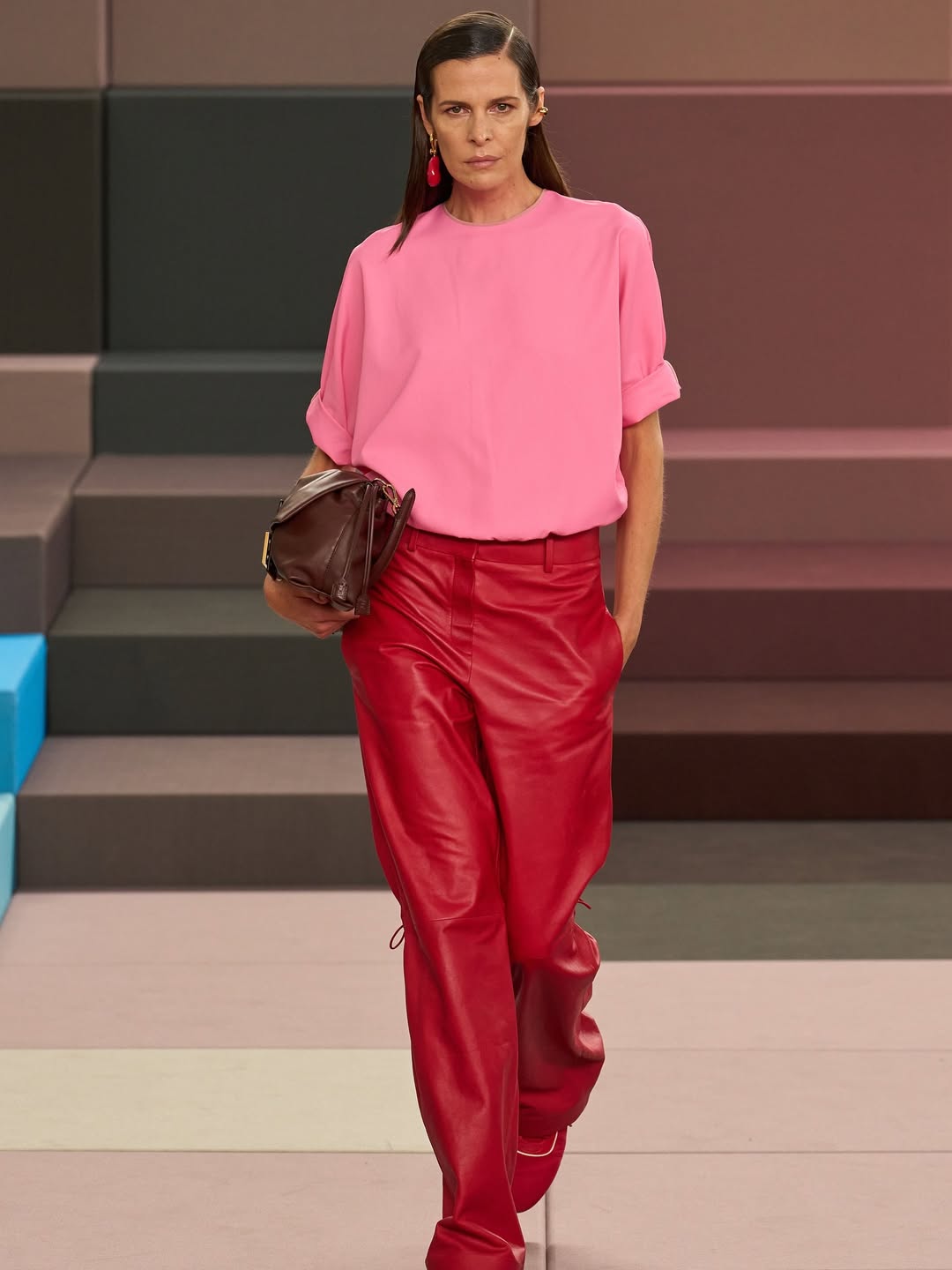 Fendi SS26 Show @fendi 
@silviaventurinifendi 

Casting @piergiorgio @giuliamassullo @franziska.bachofen.echt @marco.rett @helenaamare

@stockdale.charlotte @katielyall 
@ganio 
@guidopalau 
@patmcgrathreal