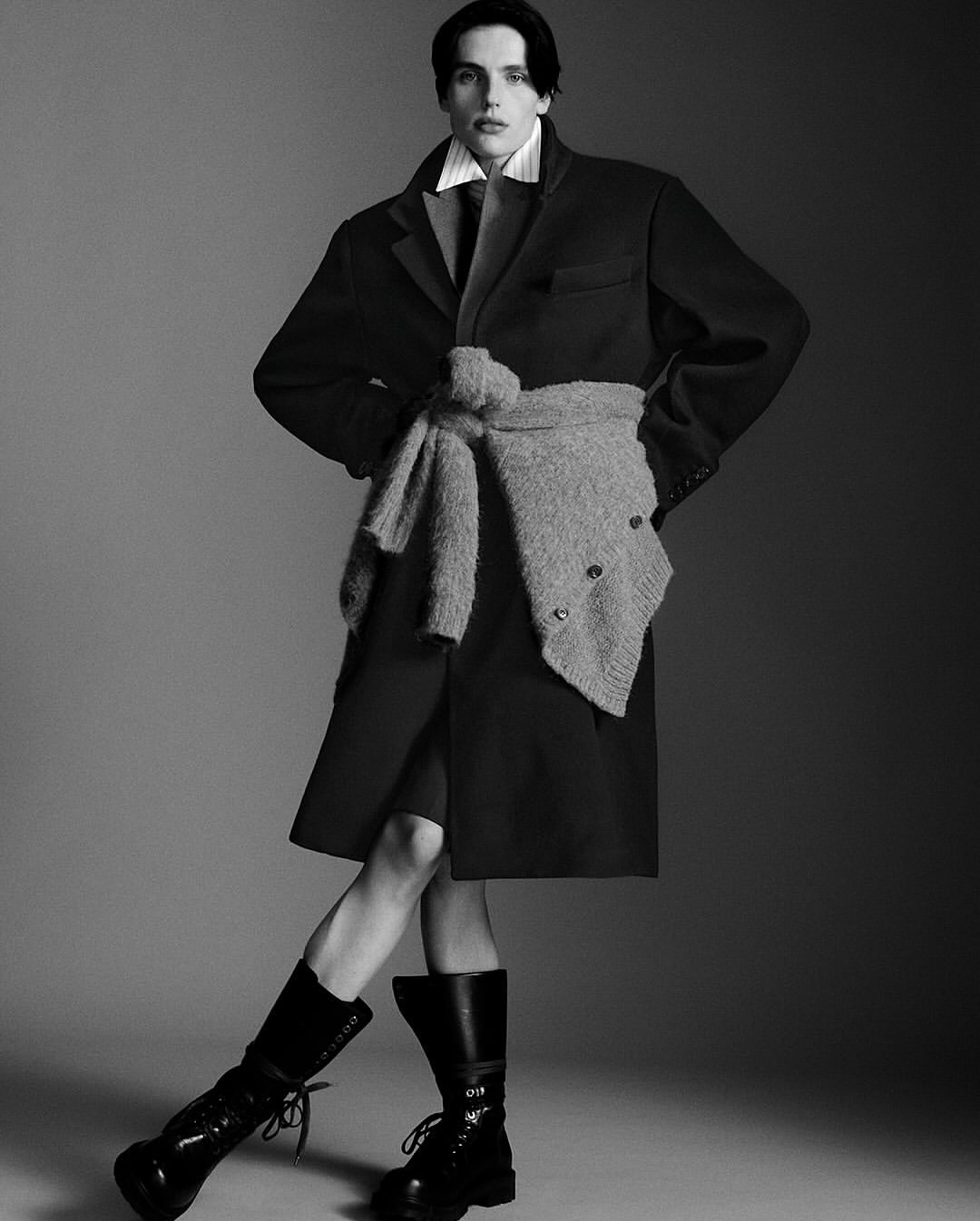 @u_repubblica 
U n°12.

Photographed by @OliverHadleePearch.
Styled by @RobbieSpencer.

Casting by @dmcasting 

EIC @EFarneti.
CD @BenKelwaystudio.
FD @GiovanniDarioLaudicina.

Model @Charlie._.Jones._.c @thesquadmanagement
Hair @Kim_Rance @maworldgroup 
Makeup @LaurenfReynolds @bryantartists