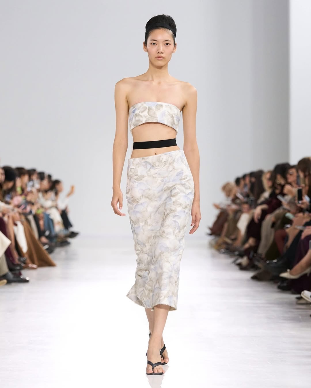 Max Mara  @maxmara SS26 Show

Casting by @piergiorgio @giuliamassullo @ilaidov 

@ian_griffiths1 
@tonnegood