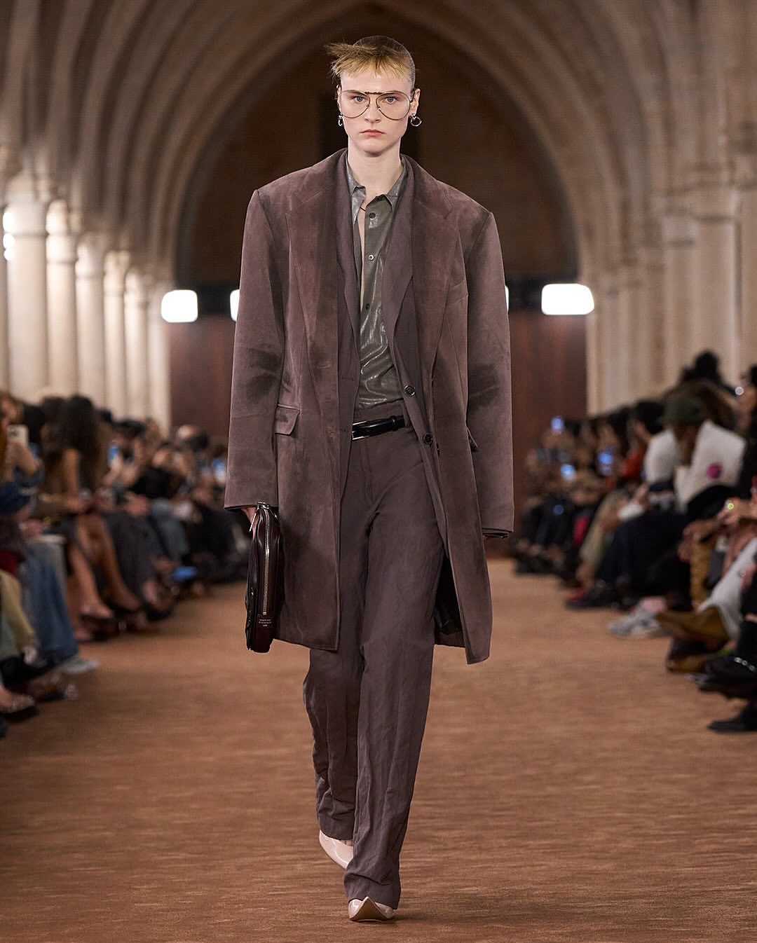 Acne Studios SS26
@acnestudios 

Casting @piergiorgio @clubjuliun @abi_corbett 

@johnnyjohansson 
@tamararothstein1 
@anthonyturnerhair 
@karinwesterlundd